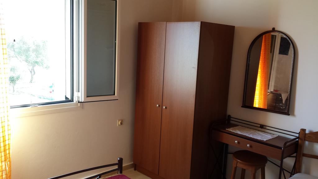 Eva Apartments Svoronata Habitación foto